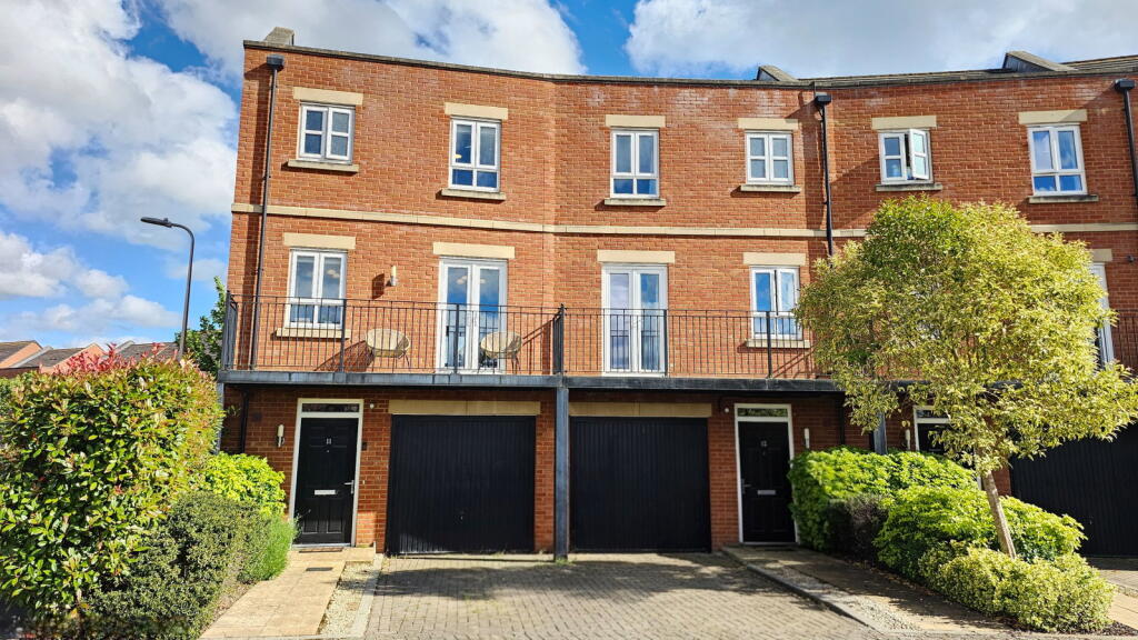 Main image of property: Cogent Crescent, Newbury RG14 7WN
