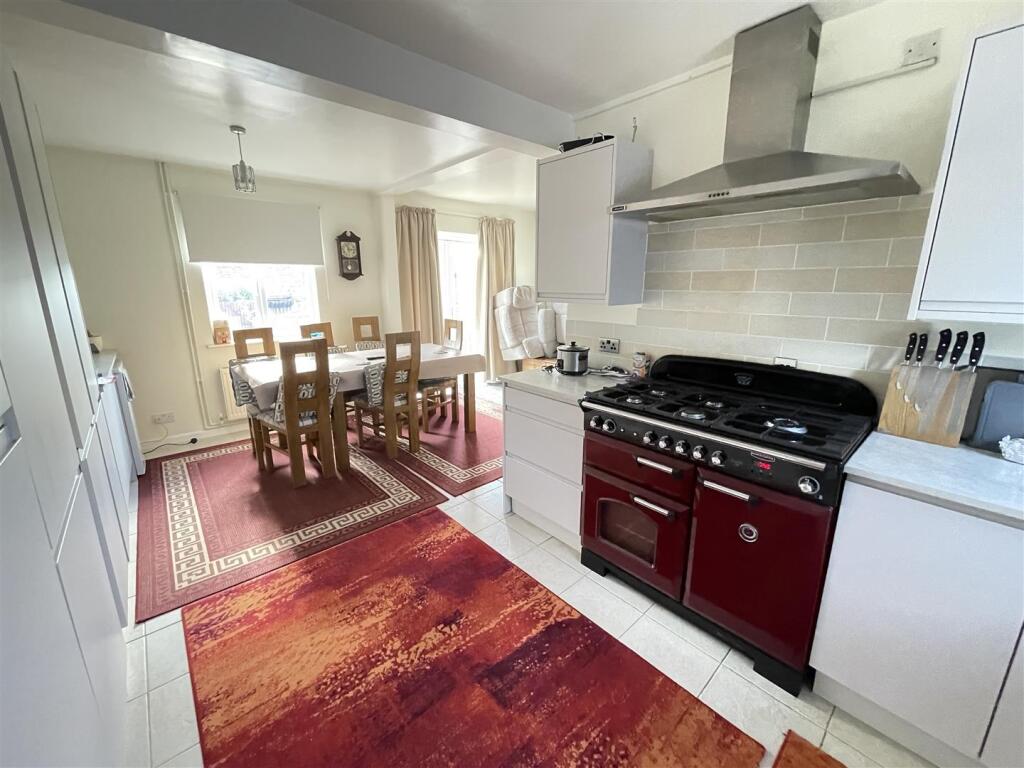 House in Salisbury - View 4