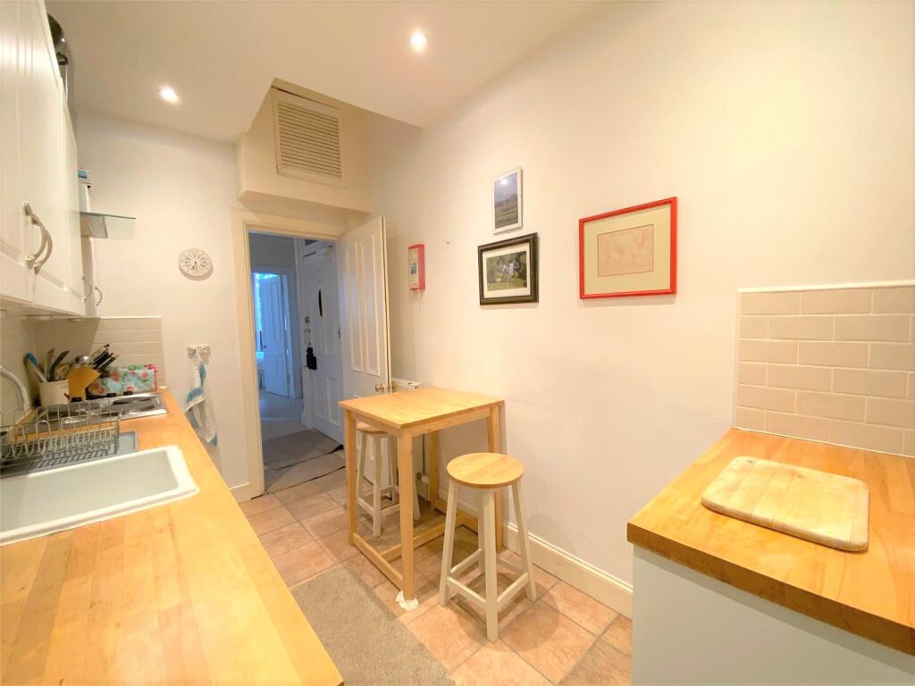 Apartment in Edinburgh, Bellevue, New Town/Broughton - View 4