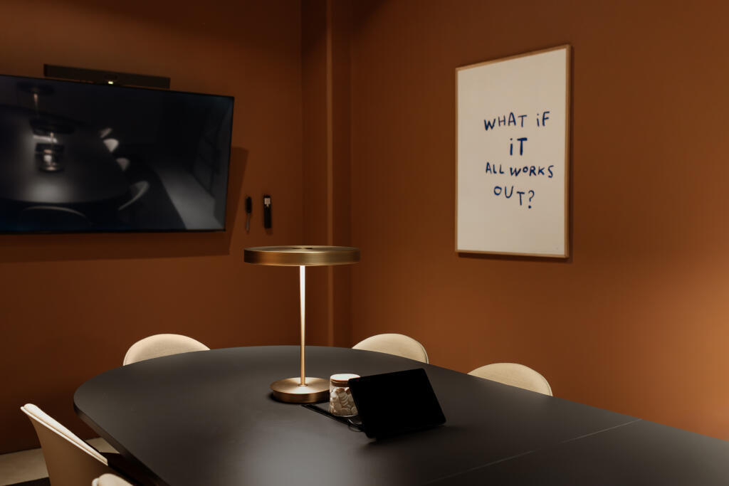 Meeting Room 03