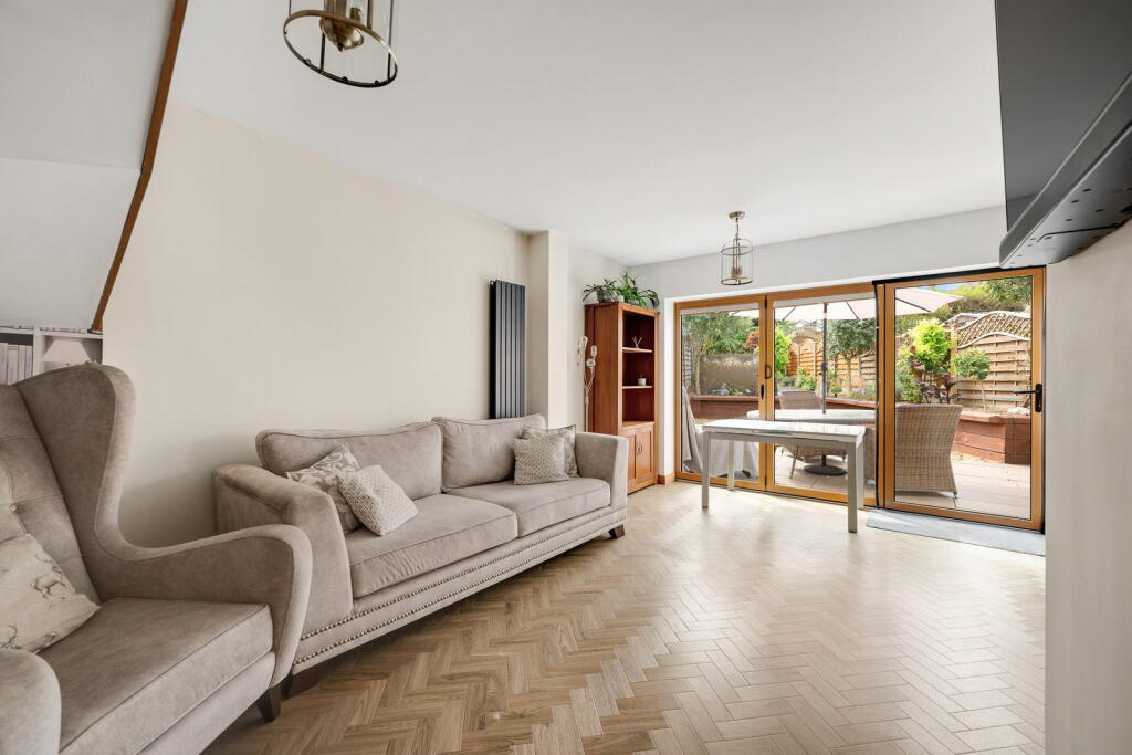 House in Dartford - View 5