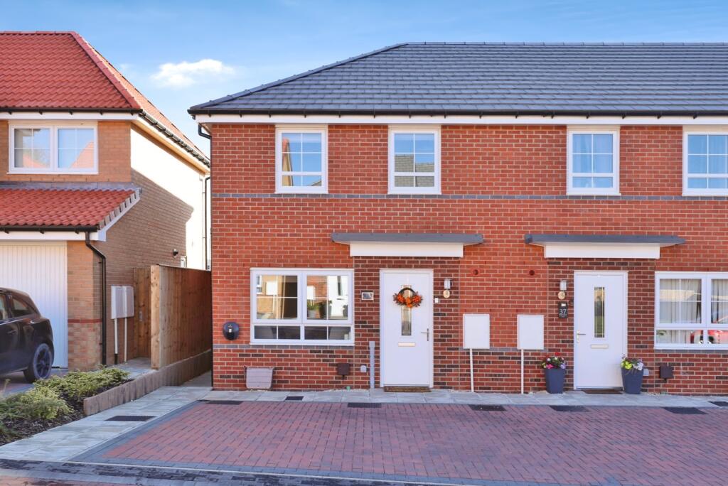 Main image of property: Park House Lane, Dinnington, Sheffield, South Yorkshire, S25