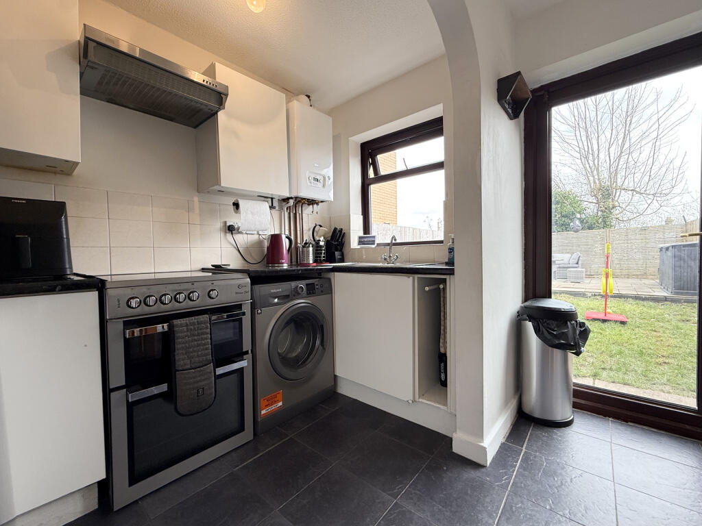 Briar Way, Hirwaun, Aberdare, Rhondda Cynon Taf - View 5