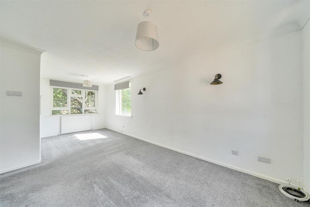 Apartment in Bournemouth - View 4