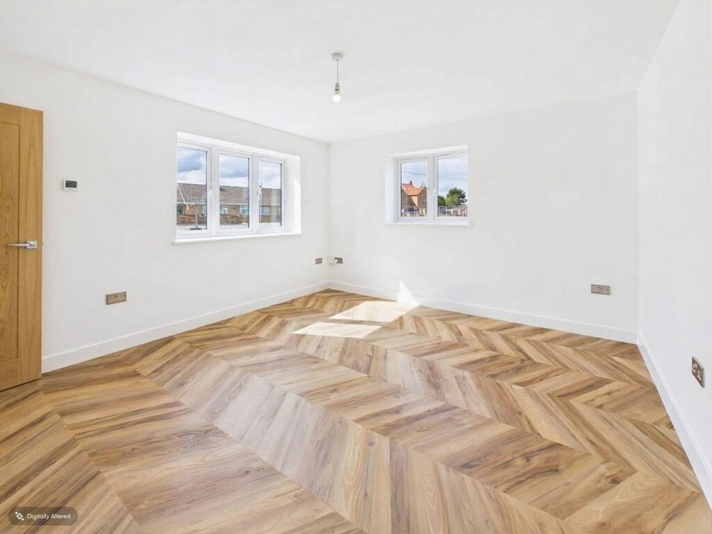 House in Fenland, Elm - More