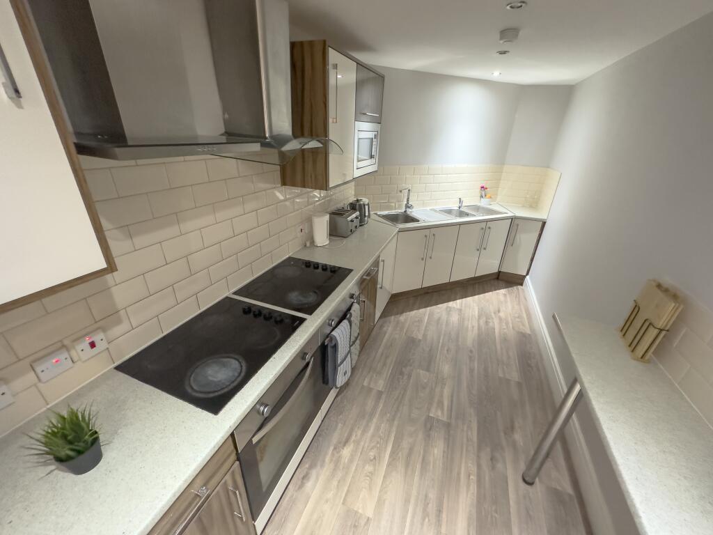 1 bedroom house share for rent