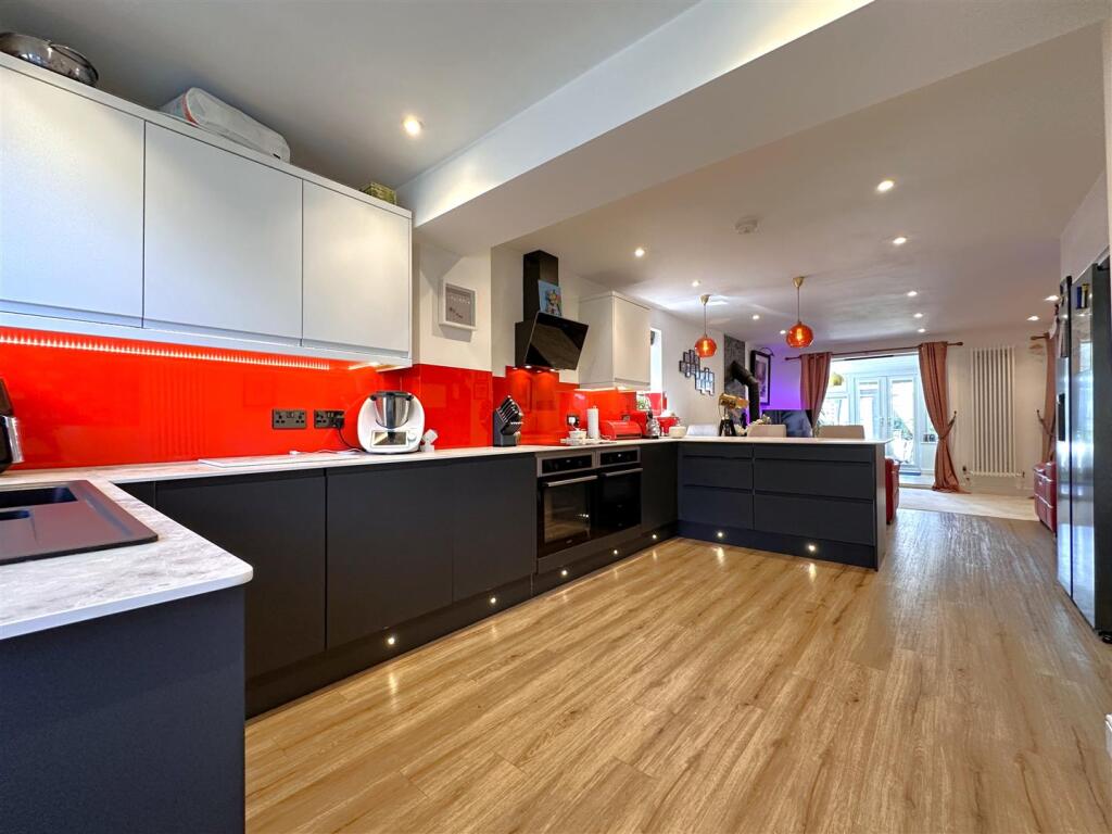 House in Newark and Sherwood, Newark - View 5