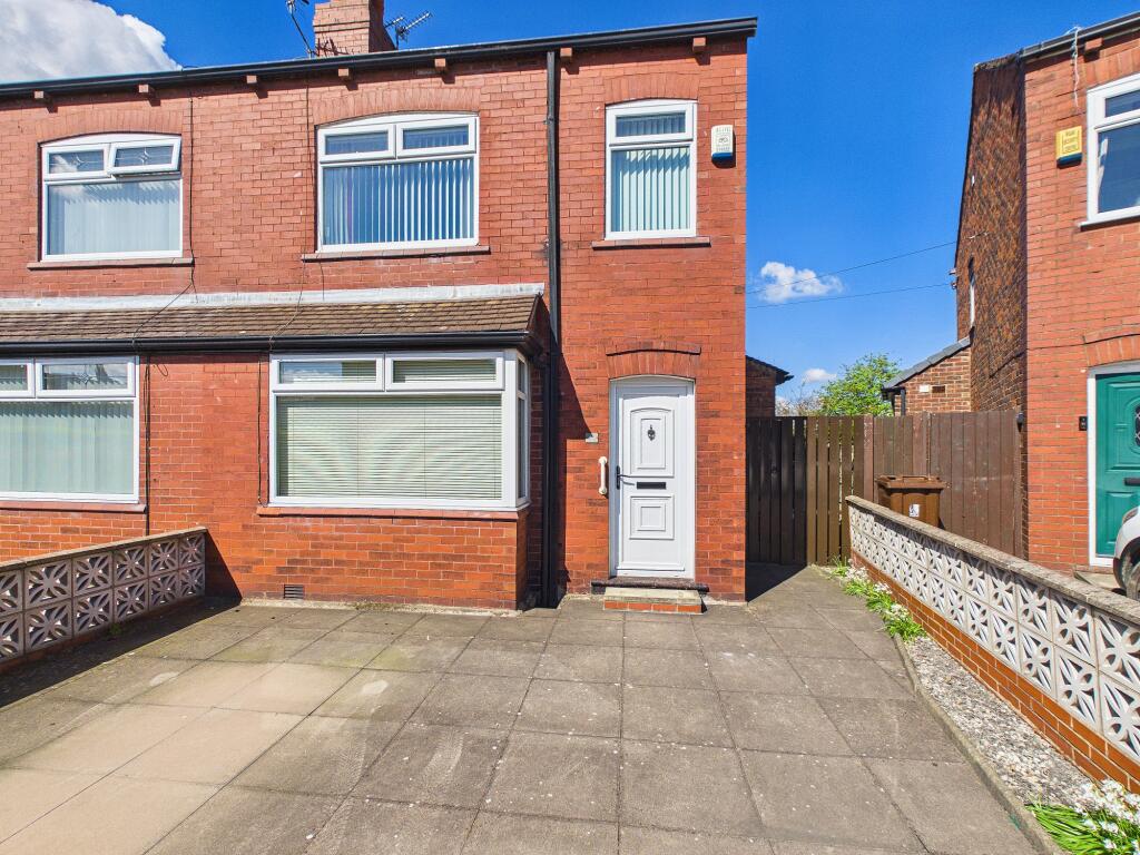 Main image of property: Fairbourne Avenue, Wigan, WN3