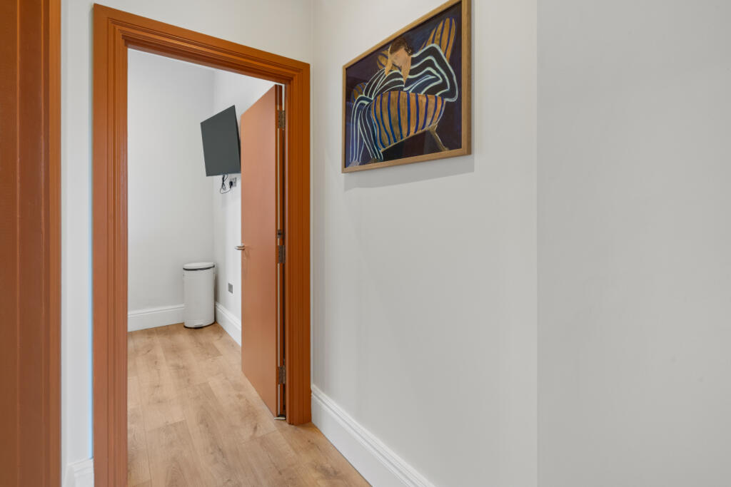 Apartment in London - View 3