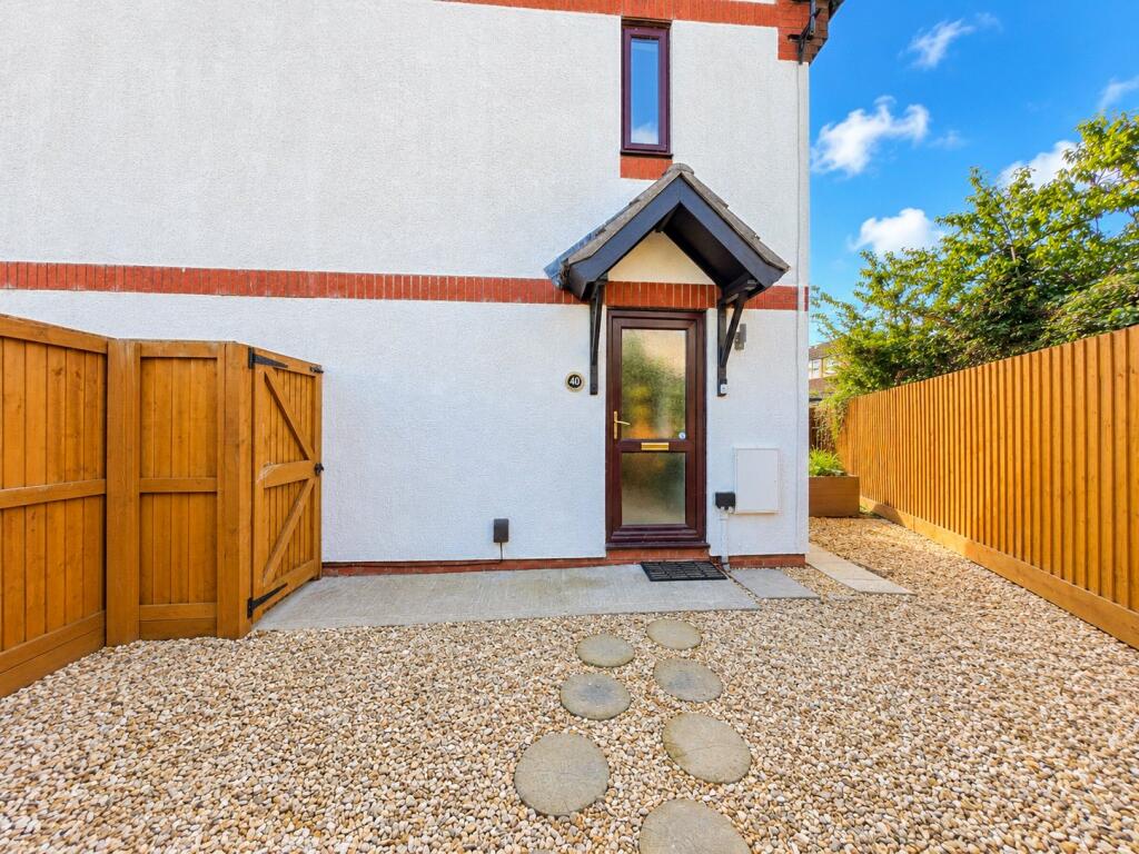1-bed terraced on Blenheim Park, Bowerhill, £170,000