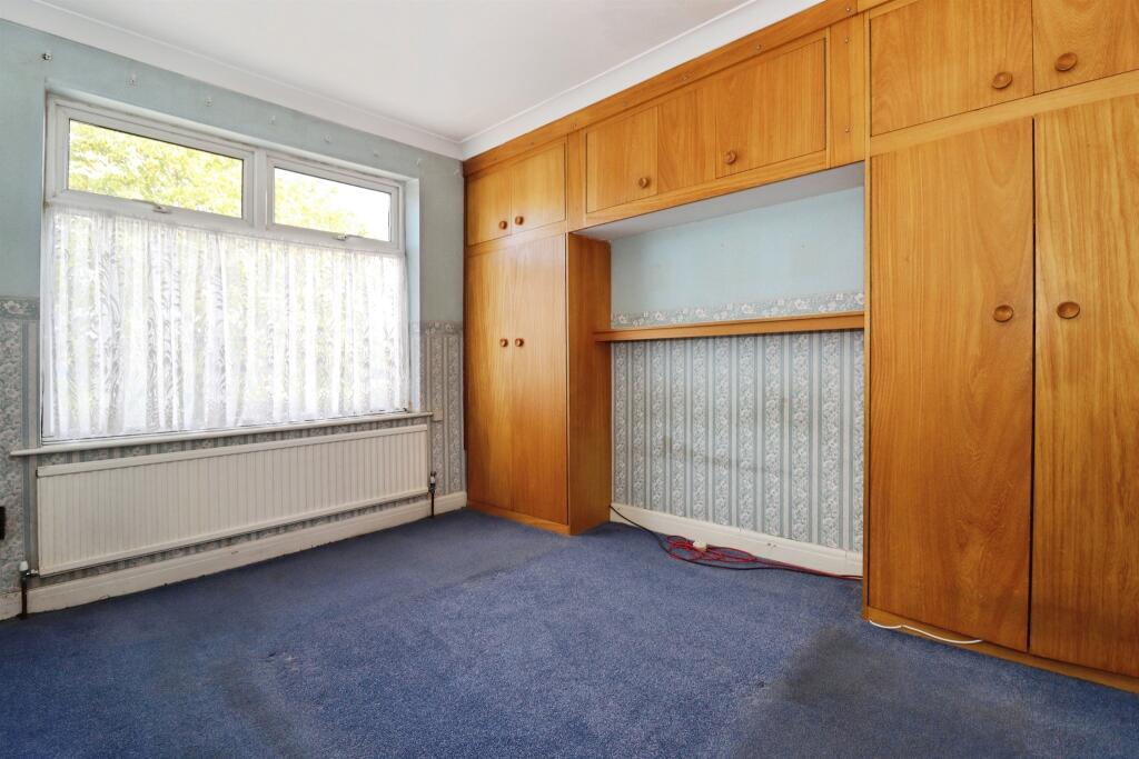 House in Bristol, Kingswood - More