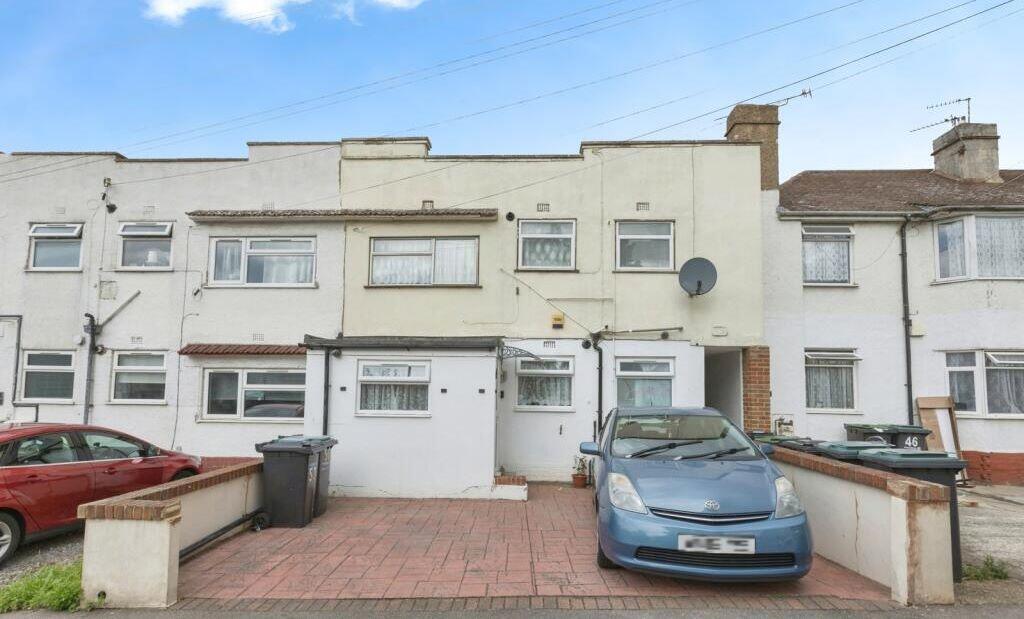 Main image of property: 52 St. Marks Avenue Northfleet, Gravesend, Kent, DA11 9LW
