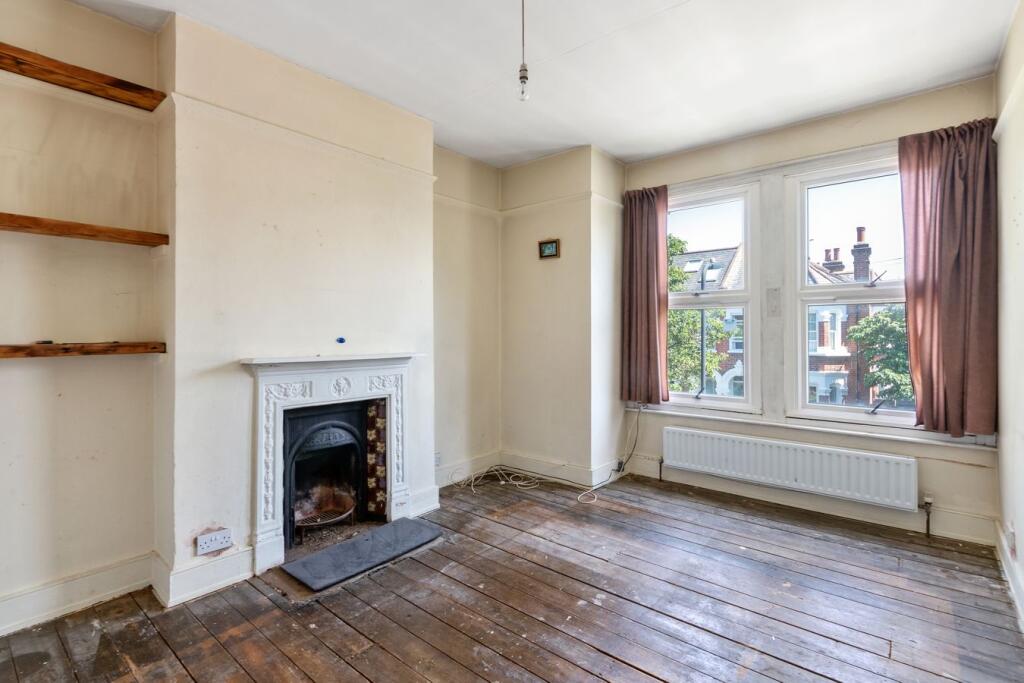 Apartment in London - View 2