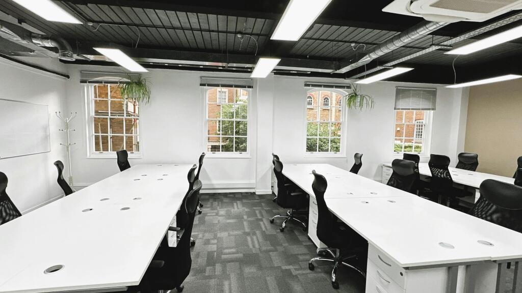 2 Bath Place London EC2A 3dr suite 12_3.jpg