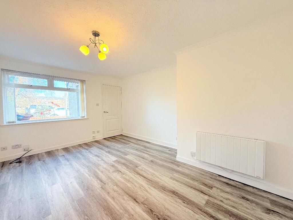 29 Rosebank Avenue, Falkirk, FK1 5JW photo 2