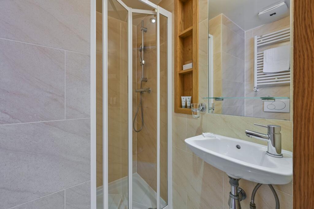 Cartwright Gardens, Bloomsbury, London, WC1H