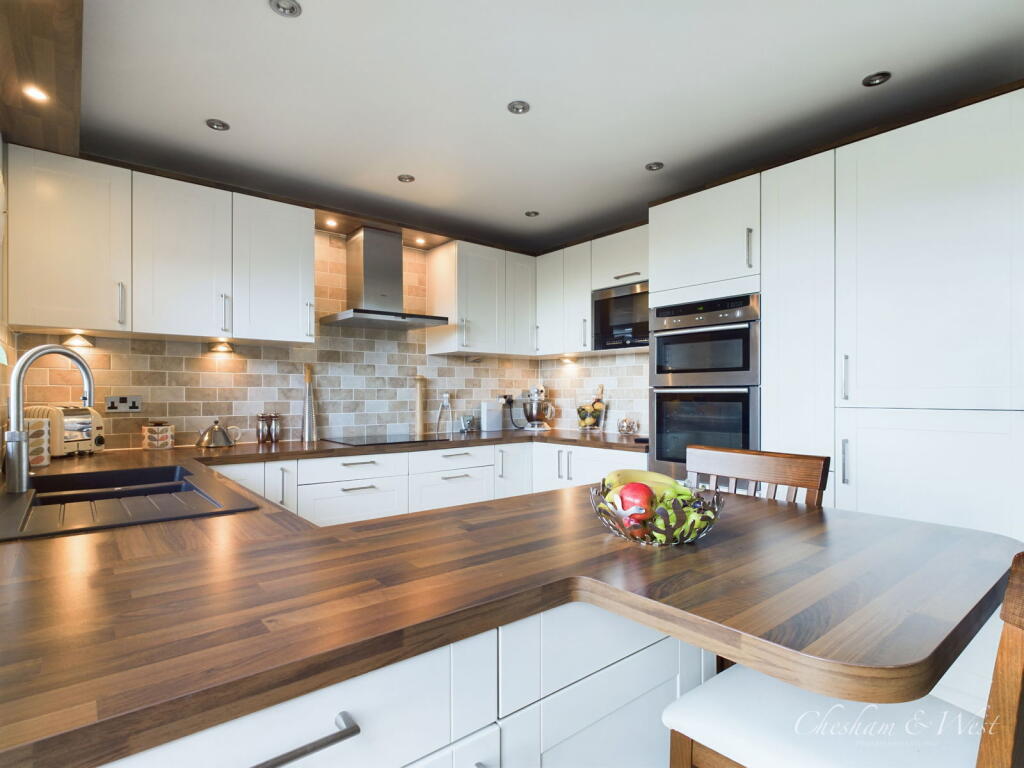 22, Gillow Park, Little Eccleston, Preston. photo 3