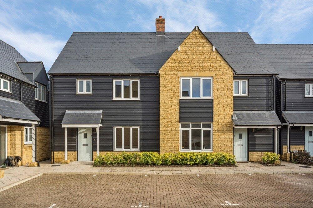 Main image of property: Canal Close, Enslow, Kidlington, Oxfordshire, OX5