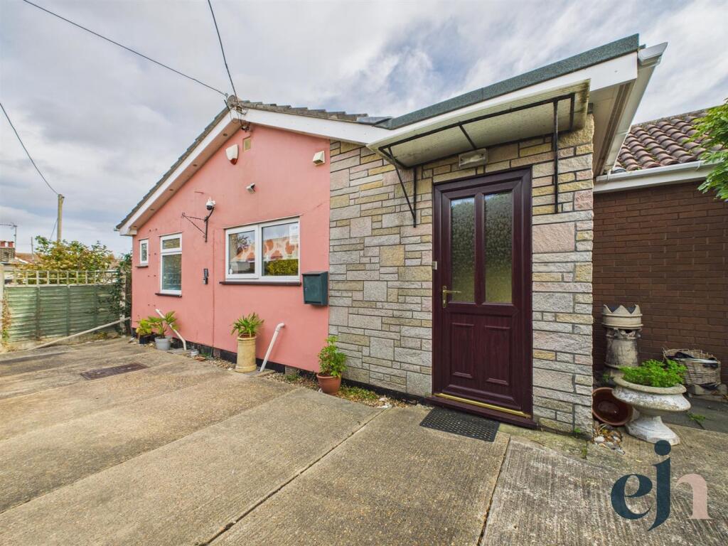 Main image of property: Willow Road, Lowestoft