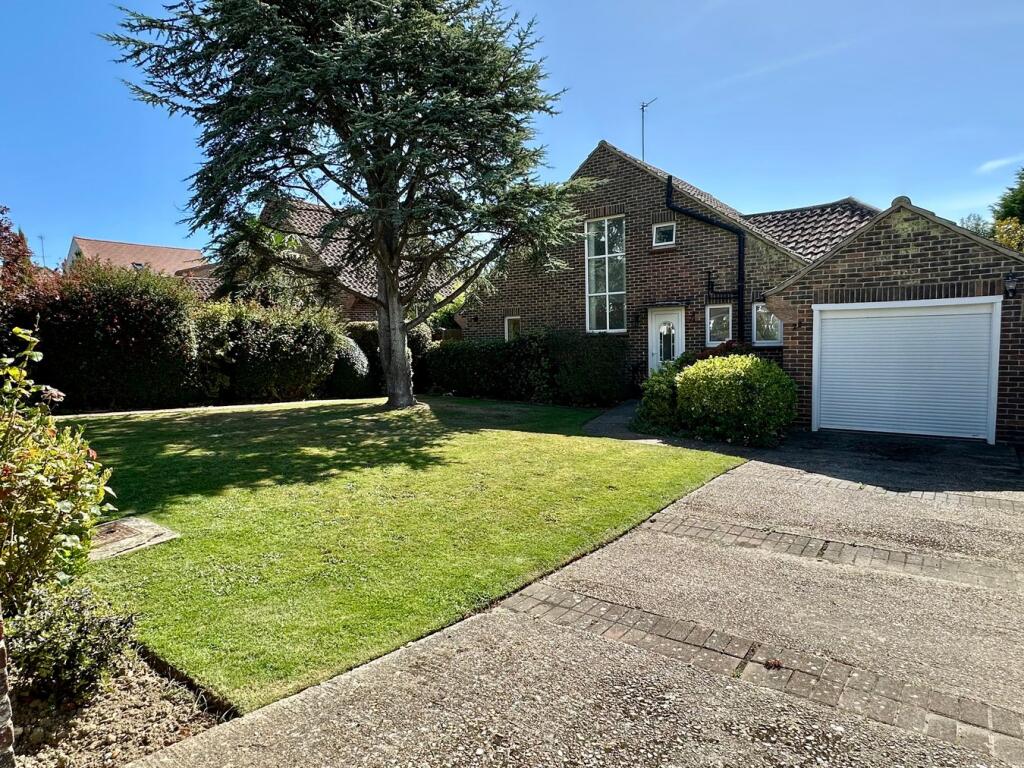 3-bed house on Withyham Road, Cooden, Bexhill-on-Sea, TN39, £575,000