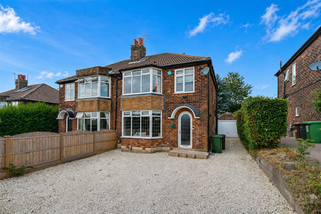 Main image of property: Carr Manor View, Moortown