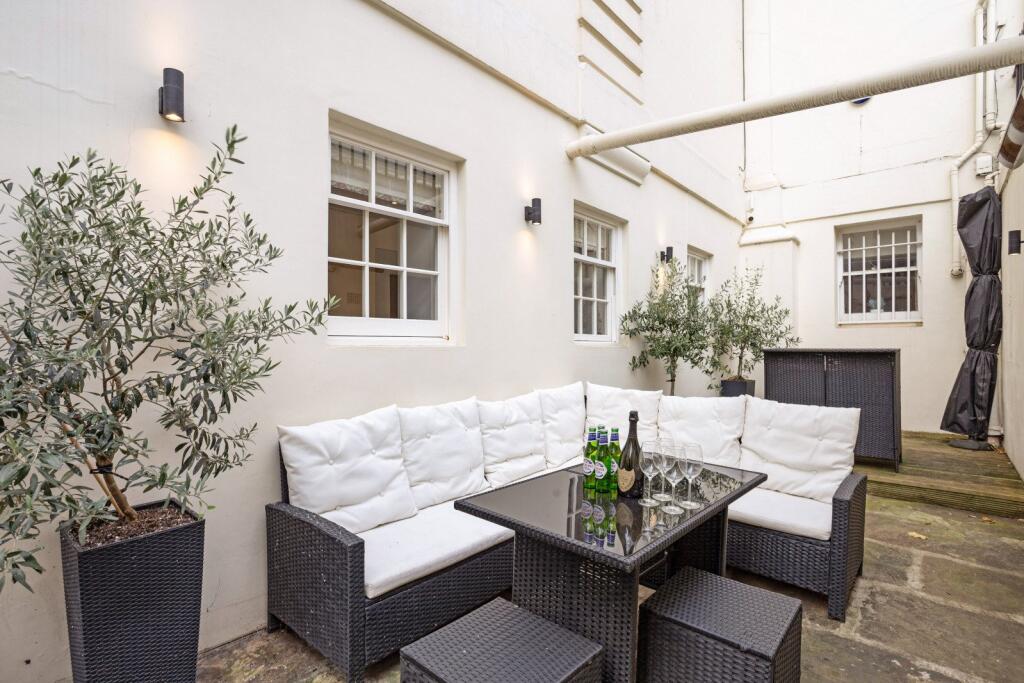 4 bedroom flat for rent