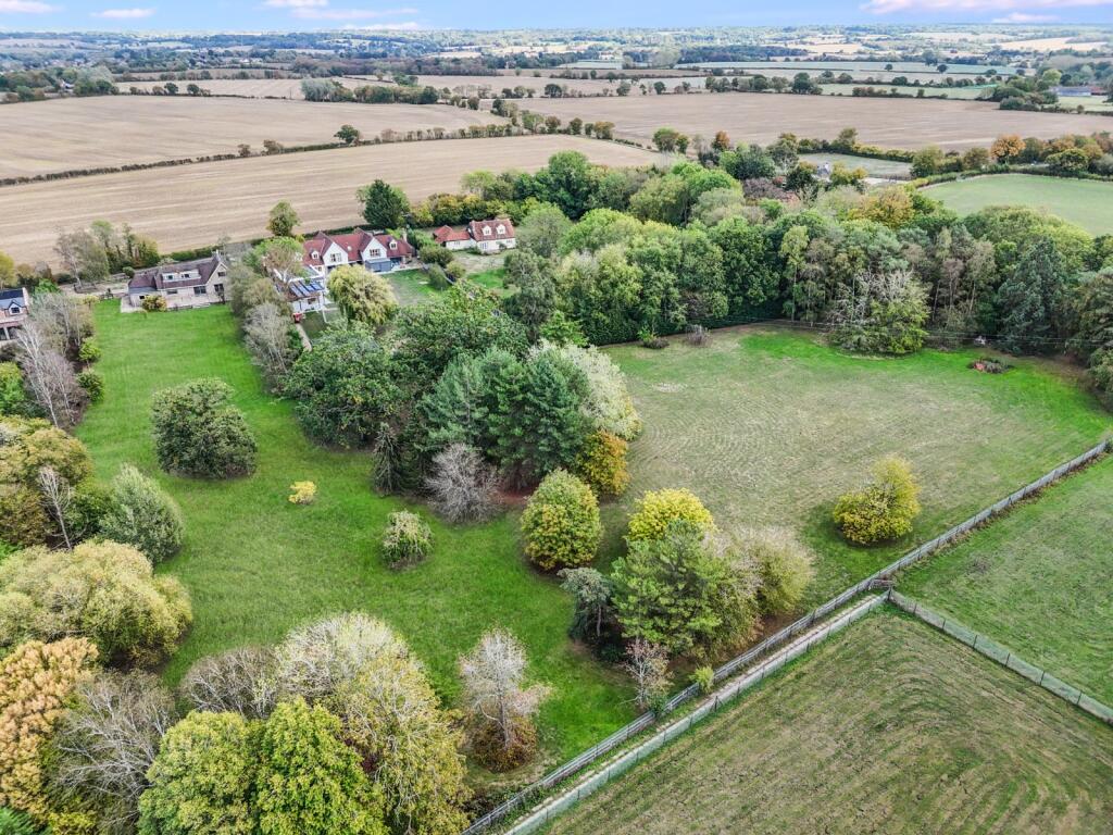 Drapers Corner, Greensted, Ongar, Essex, CM5 photo 2