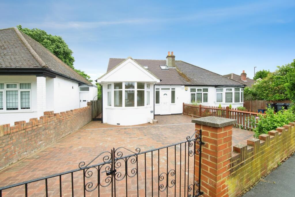 Main image of property: Bywood Avenue, Croydon, CR0