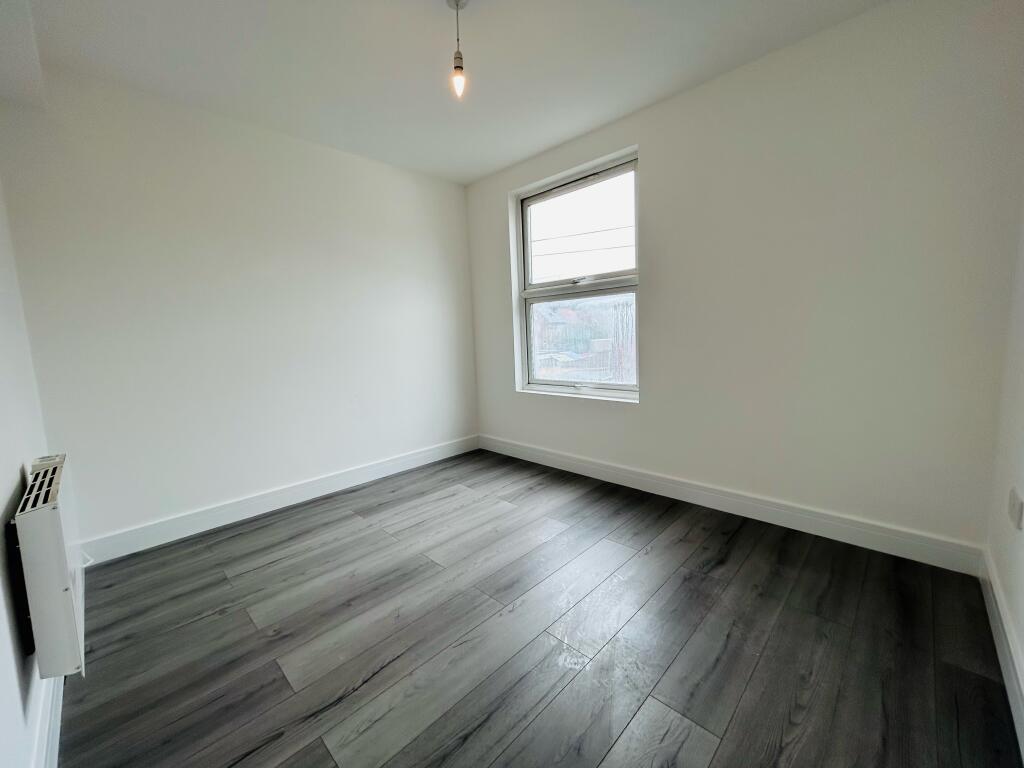 Apartment in Heanor, Loscoe Grange - View 3