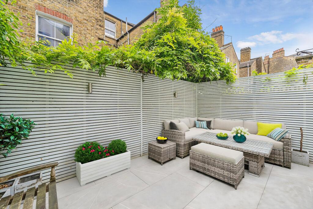 Apartment in London - View 4