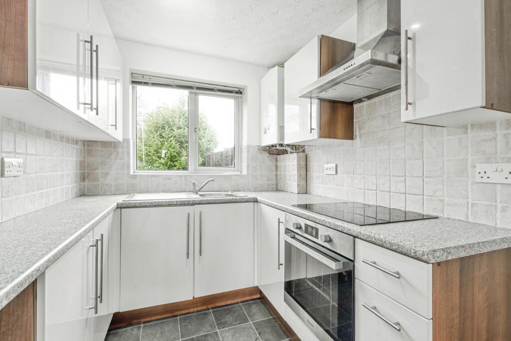 Marindin Drive, Weston-super-Mare, Somerset, BS22 photo 4