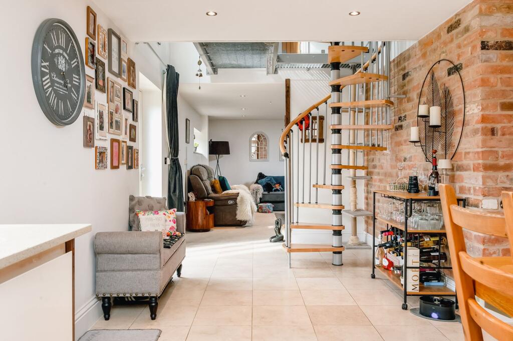 House in Leicester - View 4