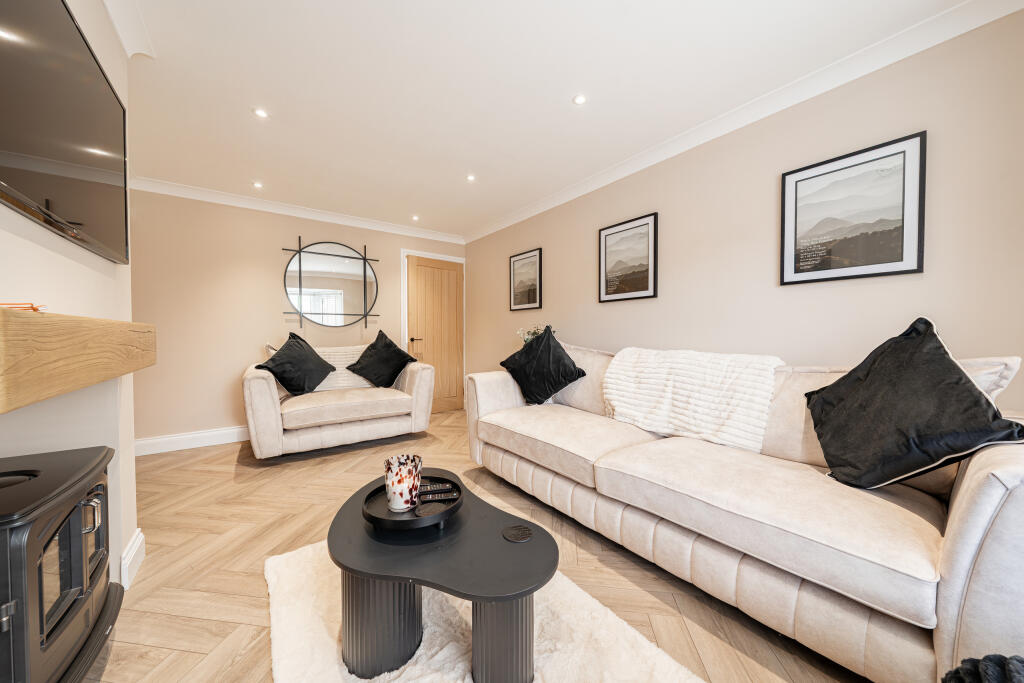 House in Blaby, Glenfields - View 4