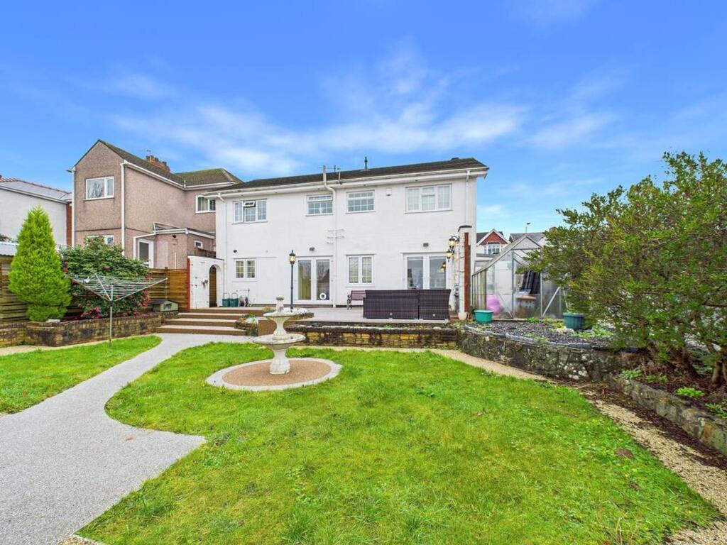 Property photo 8