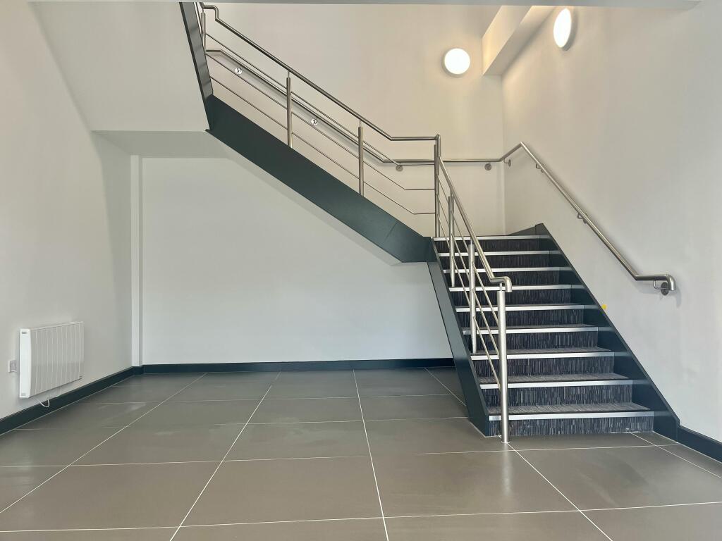 5 South Cargo - Staircase Reception.jpeg