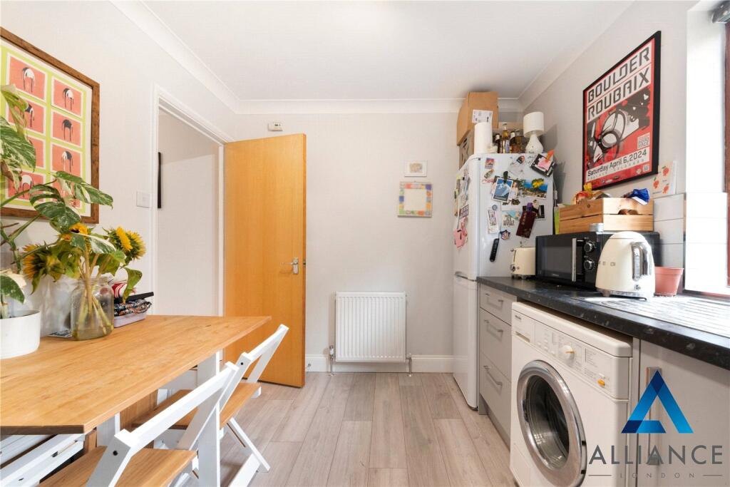 House in London - View 4