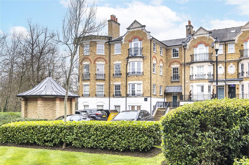 2-bed apartment on Southlands Drive, London, SW19, £700,000