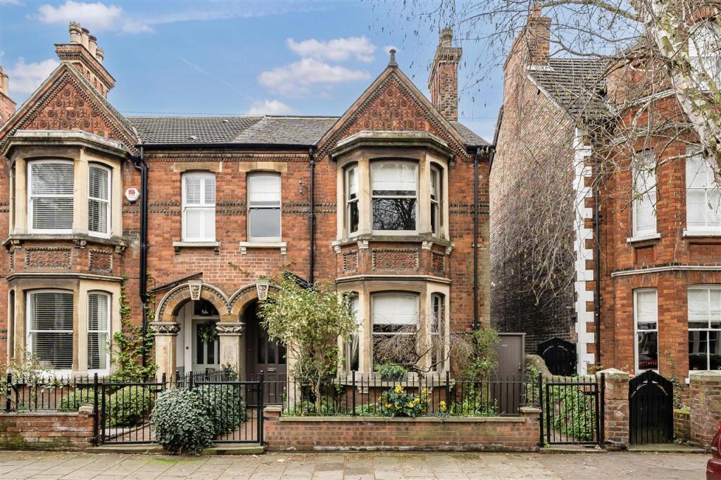 Main image of property: Waterloo Road, Bedford