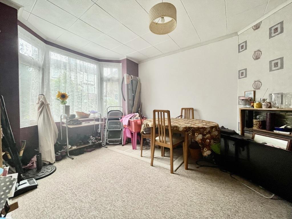 House in Chatham, Snodhurst - More