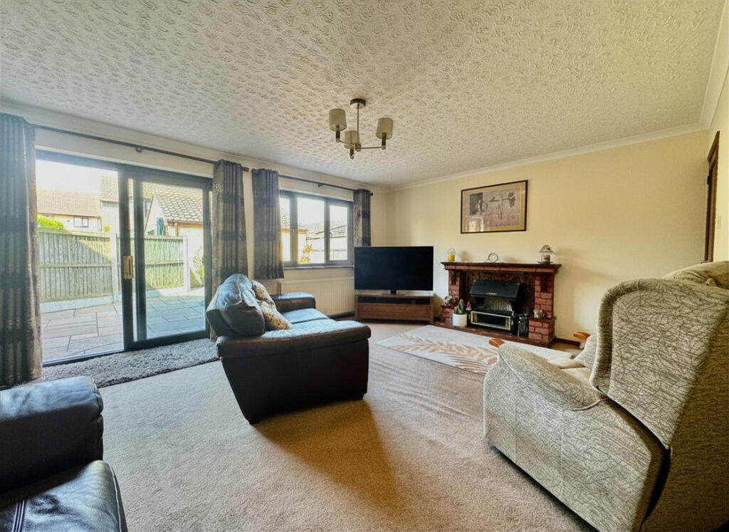 St. Crispins Road, Westgate-on-sea, CT8 8EB - View 3