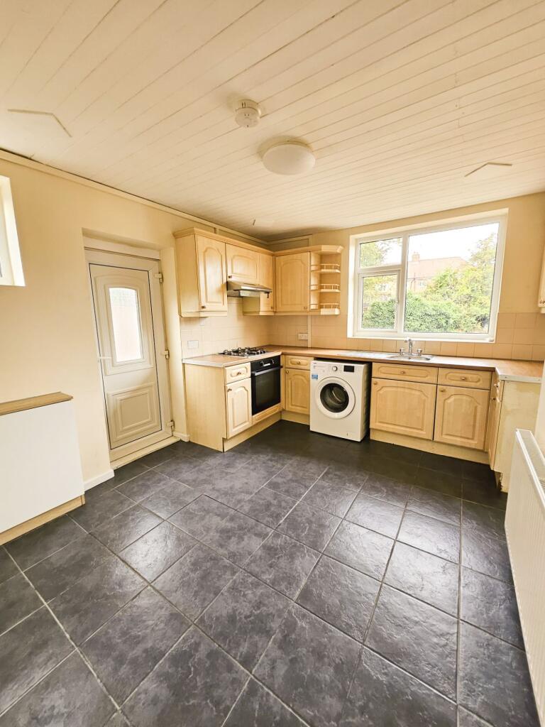 House in Doncaster, South Yorkshire - More