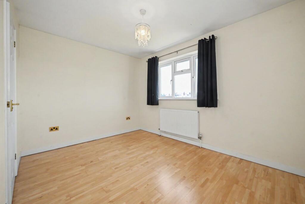 House in Reading - More