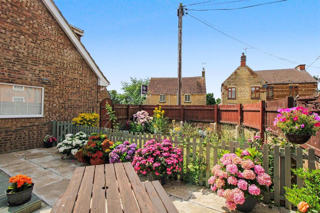 House in Ringstead - View 3