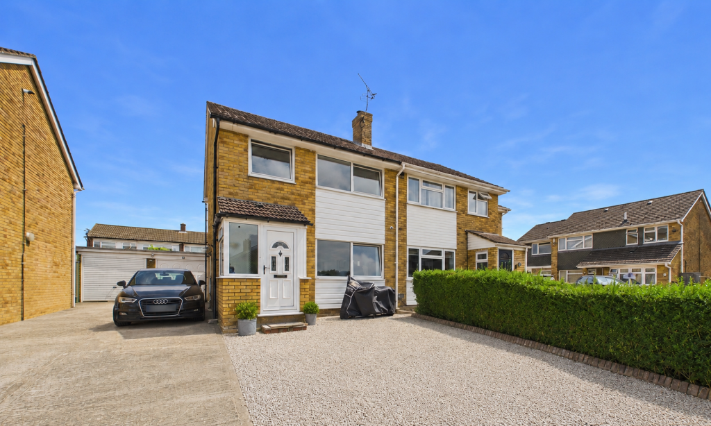 Main image of property: Hedgerley, Chinnor, Oxfordshire
