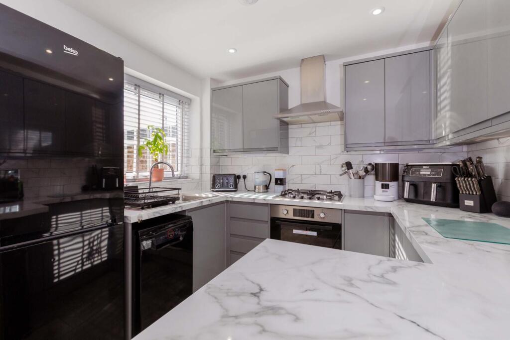 Main image of property: Bunces Close, Eton Wick, Windsor