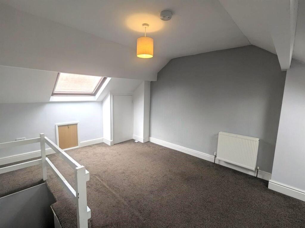 House in Sheffield - View 5