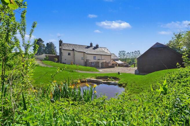 Buskin Farmhouse