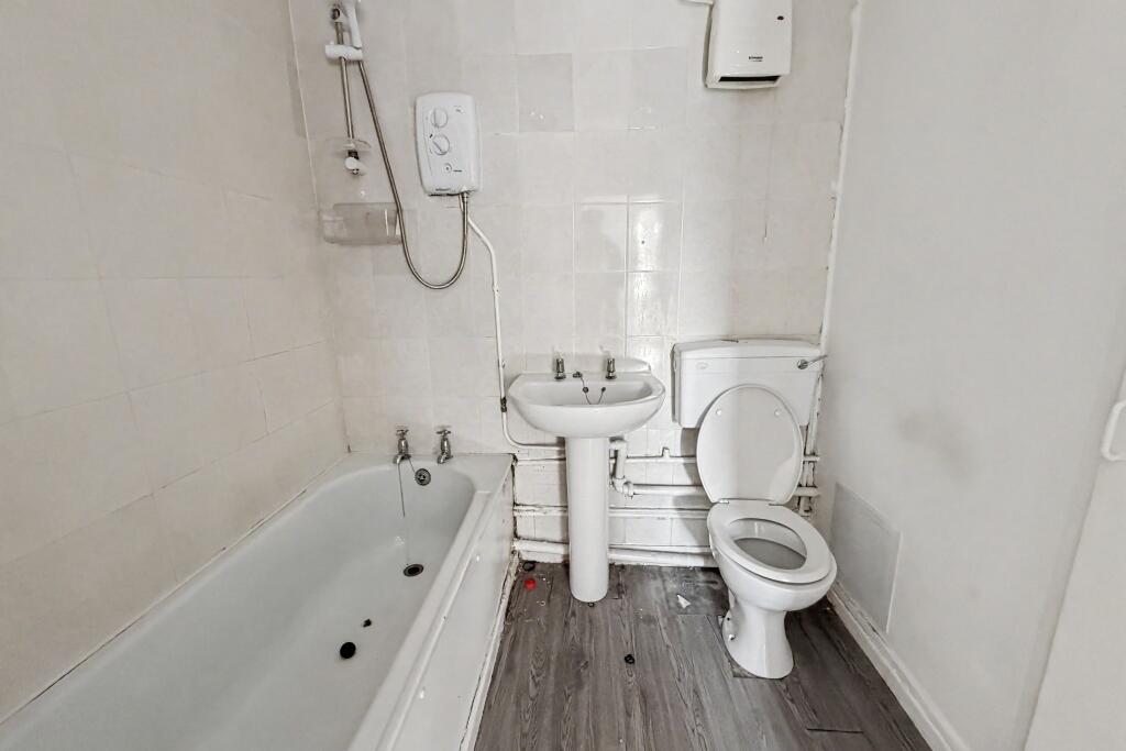 Apartment in Newcastle upon Tyne - More