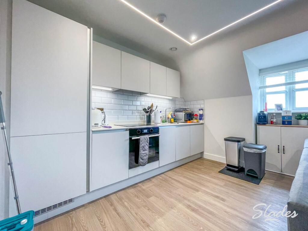 Apartment in Bournemouth - View 2