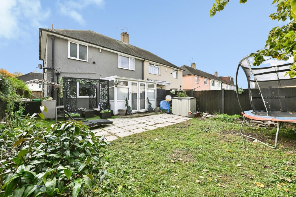 Wheatacre Road, Clifton, Nottingham, NG11 photo 4